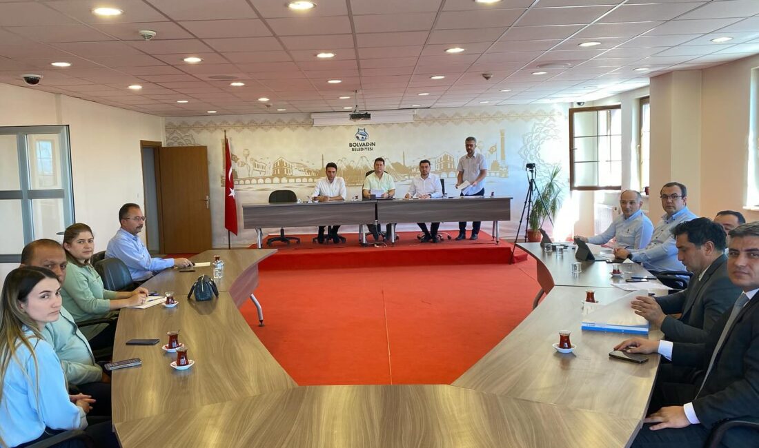 Bolvadin Belediyesi’nde görev yapan memurlar için banka promosyonları ihalesi gerçekleştirildi.