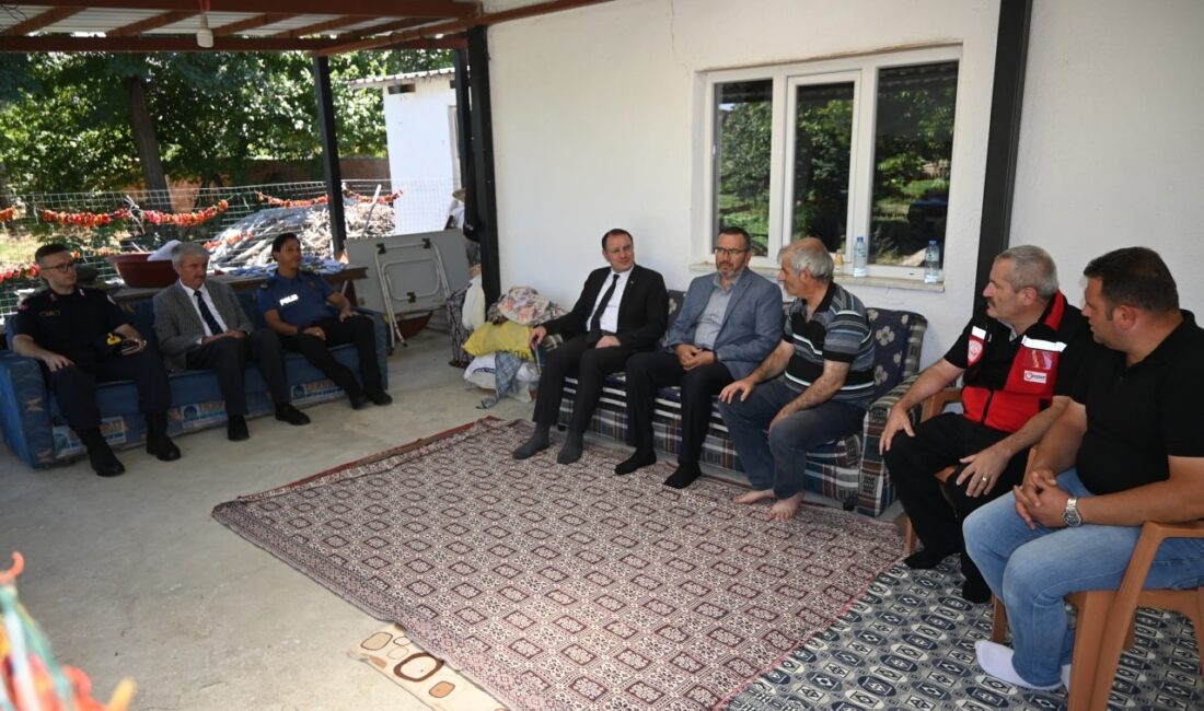Çay’da 30 Ağustos Zafer Bayramı dolayısıyla şehit ailelerine ve gazilere