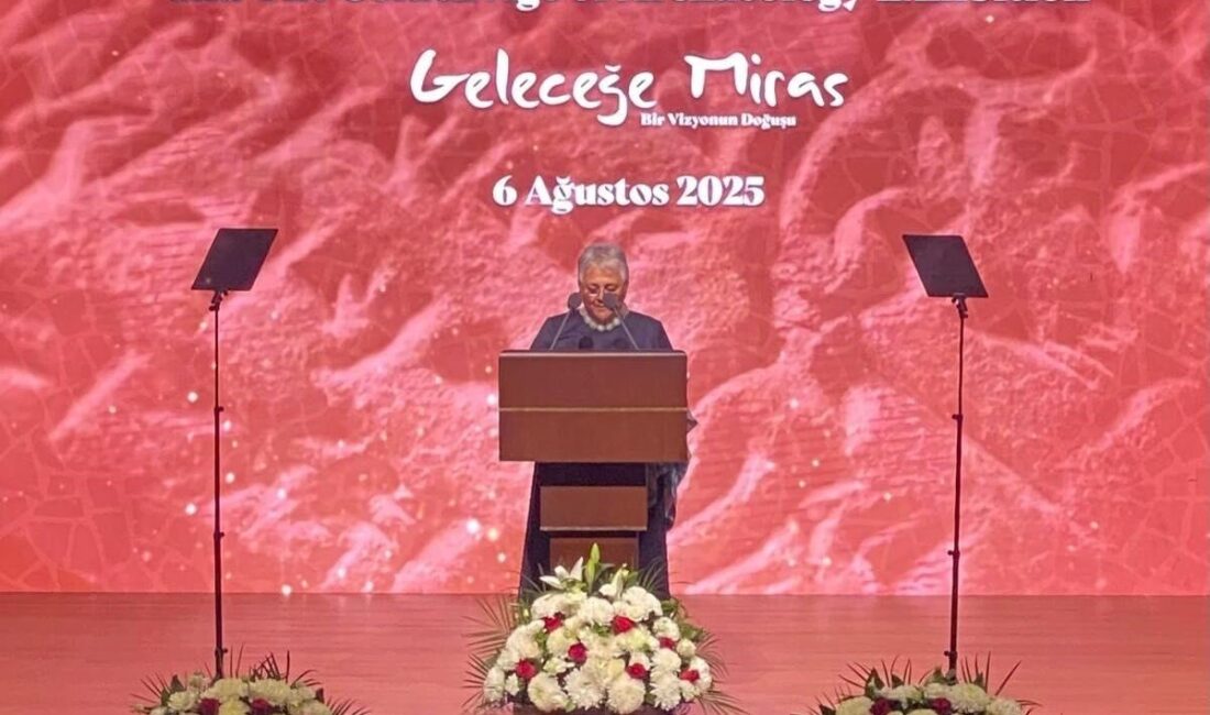 Anadolu Üniversitesi Edebiyat Fakültesi Öğretim Üyesi ve Side Antik Kenti