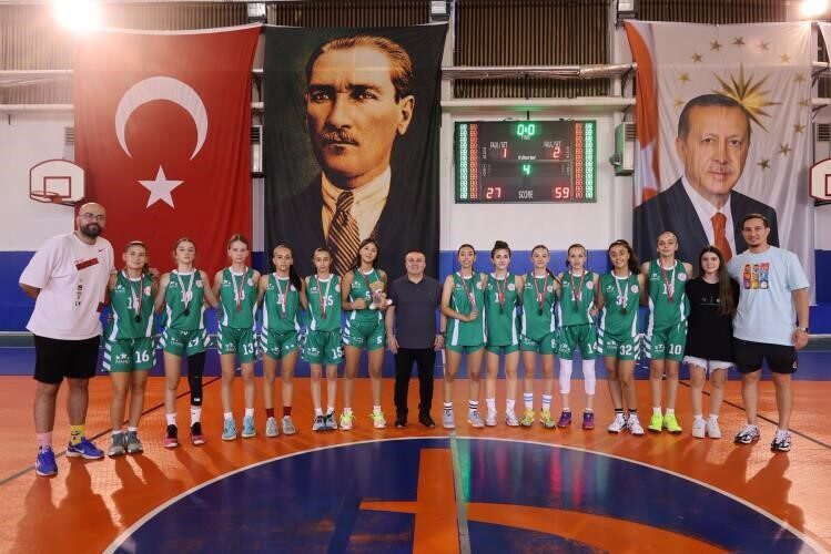 Anadolu Yıldızlar Ligi Basketbol Müsabakaları Bilecik’te başarıyla tamamlandı Gençlik ve Spor Bakanlığı koordinasyonunda düzenlenen Anadolu Yıldızlar Ligi (ANALİG)