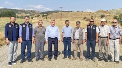 Bozüyük Kaymakamı Adem Öztürk, Yeniçepni köyünde devam eden kırık asfalt