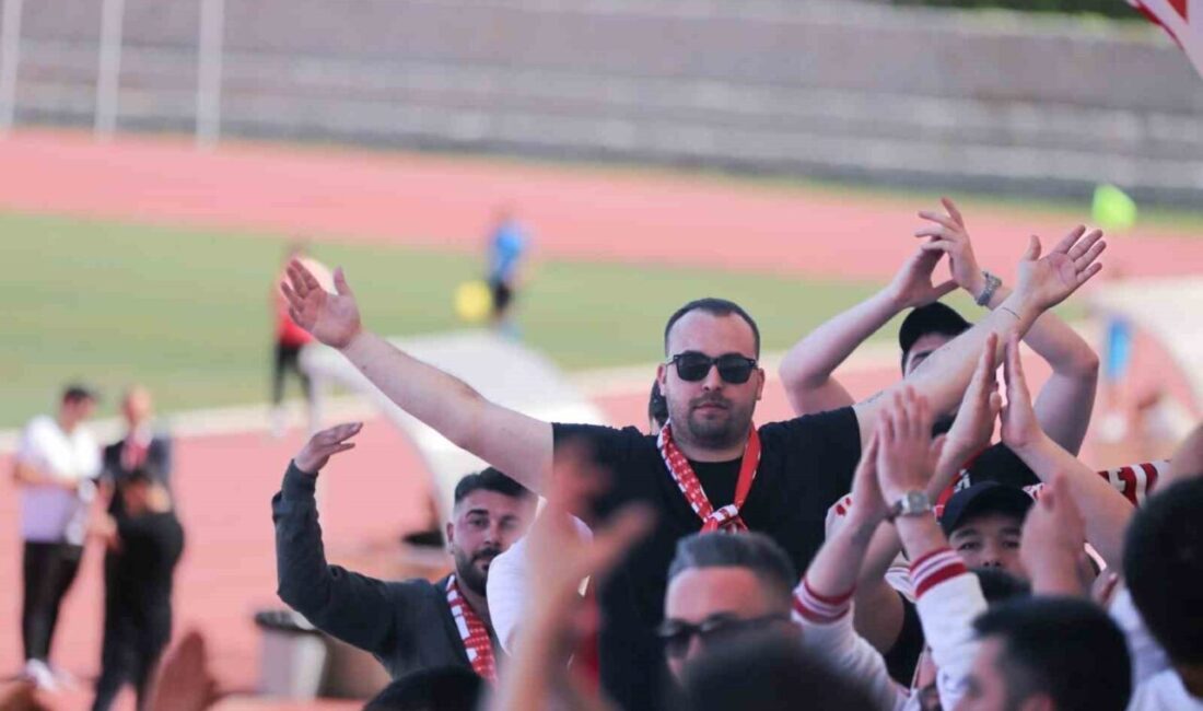 Belekoma Tayfa’da yeni yönetim belli oldu Bilecik’in en büyük sivil toplum kuruluşu olan Belekoma Tayfa taraftar