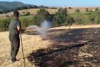 Bilecik’in Pazaryeri ilçesinde çıkan anız yangını çok sayıda ekibin müdahalesiyle