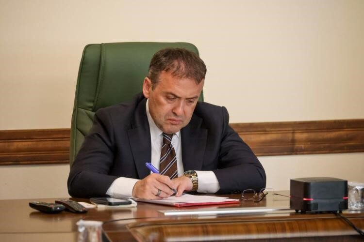 Bilecik Valisi Faik Oktay Sözer, İçişleri Bakanı Ali Yerlikaya başkanlığında,