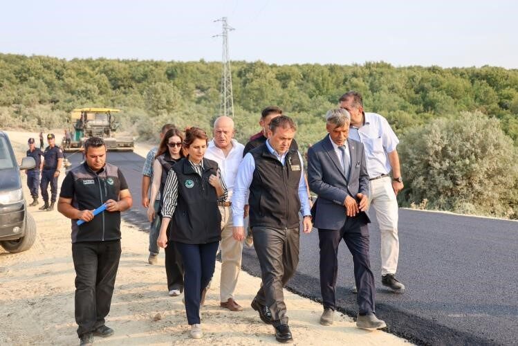 Bilecik Valisi Faik Oktay Sözer, merkez ilçeye bağlı Abadiye Köyü’nde