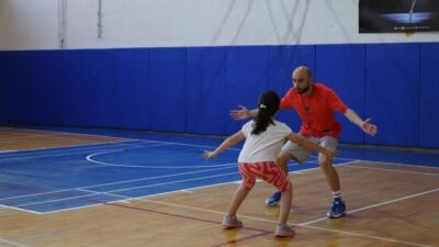 Bilecik’te Atatürk Spor Salonu’nda düzenlenen BSB Yaz Spor Okulları kapsamında