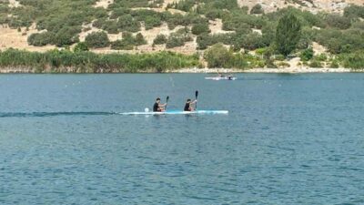 Eskişehir’de düzenlenen ’Durgunsu Kano Türkiye Şampiyonası’na 15 ilden 28 kulüp