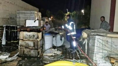 Kütahya’nın Emet ilçesinde bir iş yerine ait depoda çıkan yangın