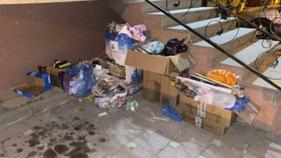 Eskişehir’de Tepebaşı ilçesine bağlı Ertuğrulgazi mahallesinde yaşadıkları temizlik ve yol