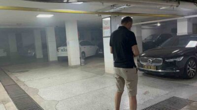 Eskişehir Büyükşehir Belediyesi önündeki mazgalların içerisine düşen yanıcı madde nedeniyle