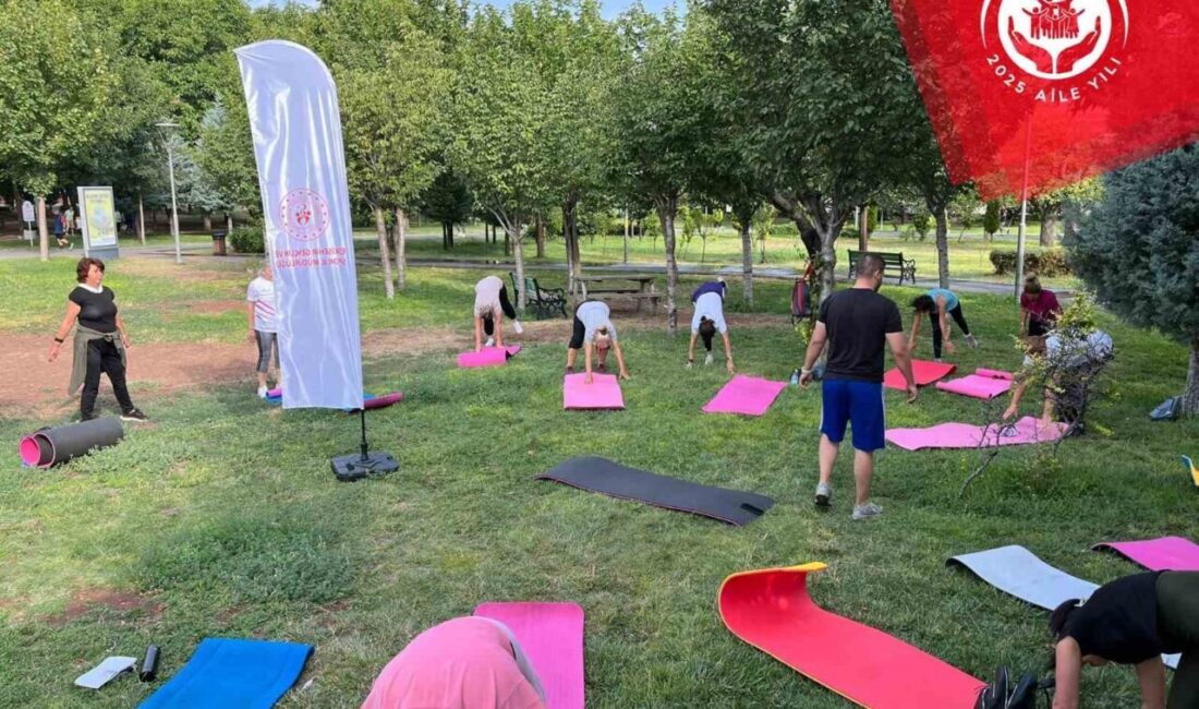 Eskişehir’de güne sporla başlangıç Eskişehir Dede Korkut Park’ında düzenlenen spor etkinliği, vatandaşları güne enerjik