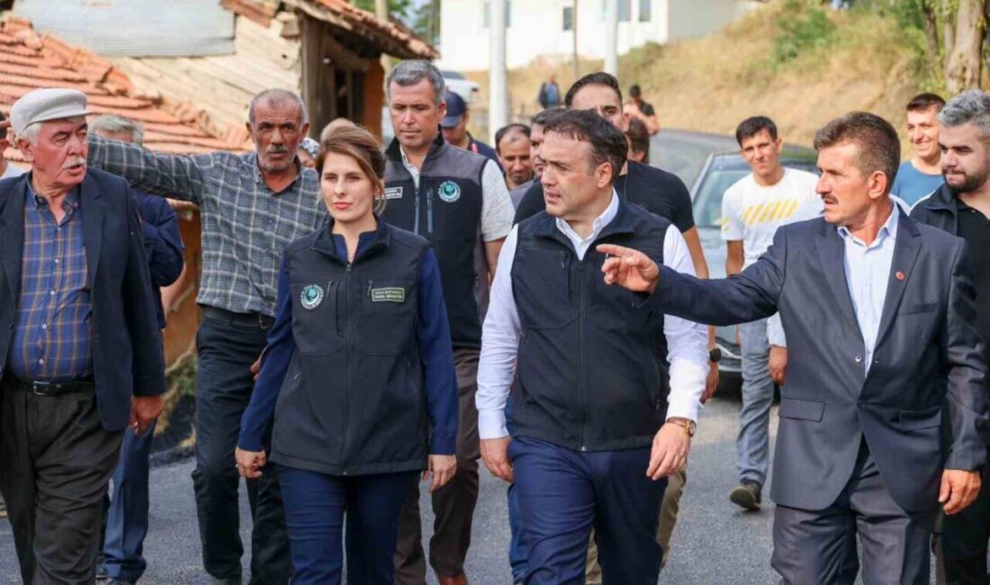 Bilecik’in İkizce köyünde başlatılan sıcak asfalt serim çalışmaları tamamlandı. Toplam