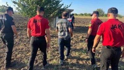 Isparta’nın Gelendost ilçesinde kaybolan çoban, jandarma ekiplerinin çalışmasıyla bir kulübede