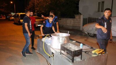 Eskişehir’de kayıtsız bir şekilde seyyar yemek ve yiyecek satışı yapanlara