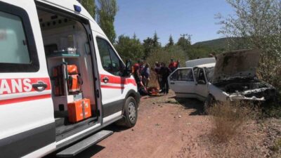 Kütahya’nın Tavşanlı ilçesinde meydana gelen trafik kazasında 3 kişi yaralandı.