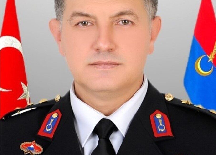Merkeze çekilen Bilecik İl Jandarma Komutanı Erbakıcı emekliliğe sevk edildi Jandarma Genel Komutanlığı emrine atanan eski Bilecik İl Jandarma Komutanı
