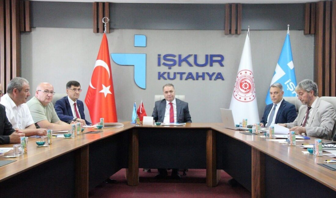 Mesleki eğitim planlamaları değerlendirildi Kütahya’da, 2025 yılı 3. Olağan İl İstihdam ve Mesleki Eğitim