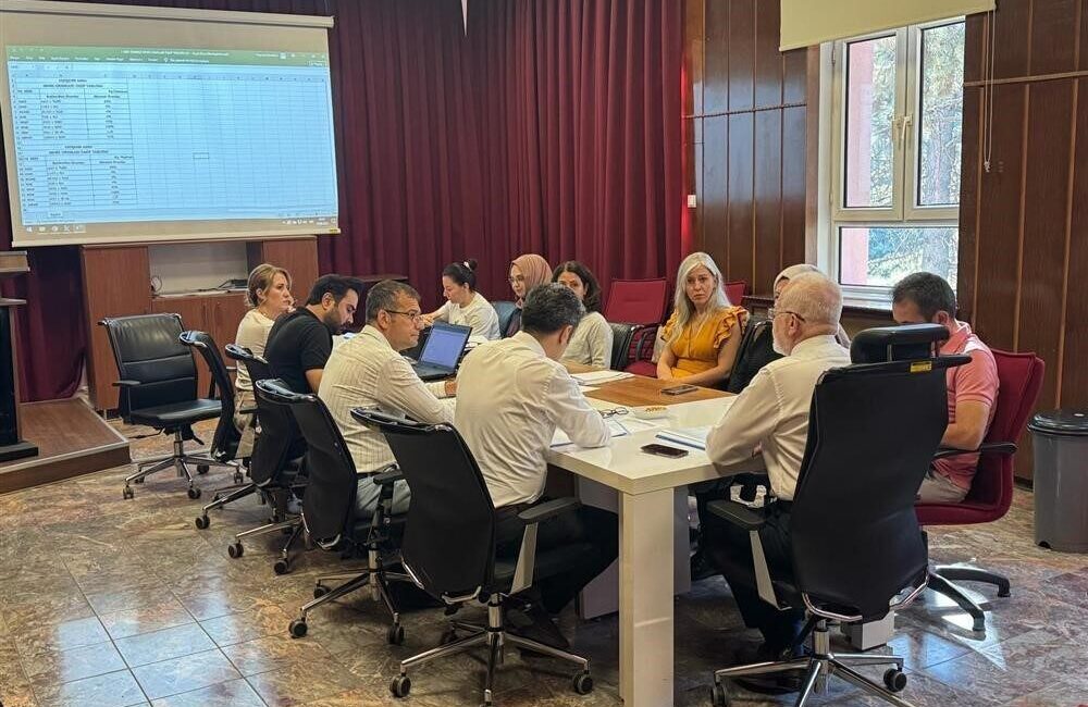 Eskişehir’de ilgili birim sorumlularının katılımıyla Merkezi Hekim Randevu Sistemi (MHRS)