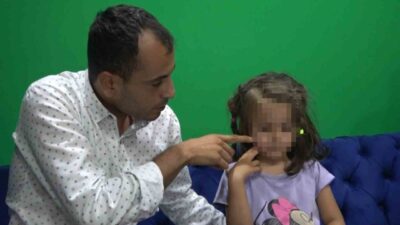 Isparta’da ev sahibi ile kiracı arasında başlayan tartışmada, annesinin kucağındaki