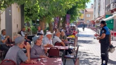 Eskişehir’de polis ekiplerince hırsızlık ve dolandırıcılık konuları ile ilgili vatandaşlara