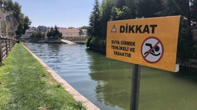 Eskişehir’de bir genç serinlemek amaçlı girdiği Porsuk Çayı’ndan zabıta ekipleri
