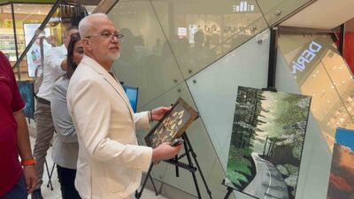 Eskişehir Toplum Ruh Sağlığı Merkezi danışanlarının el emeğiyle hazırladığı resim