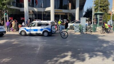 Eskişehir’de 30 Ağustos Zafer Bayramı kutlamaları çerçevesinde düzenlenen bisiklet turu