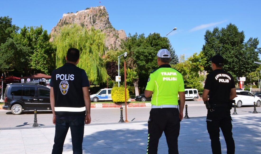 Afyon İl Emniyet Müdürlüğü görevlileri, 18-25 Ağustos tarihleri arasında aranması