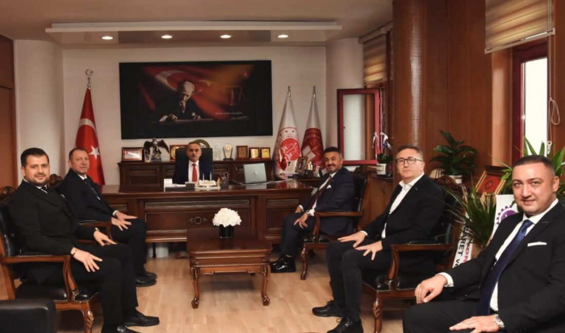 AFSİAD’dan Afyonkarahisar Protokolüne hayırlı olsun ziyareti Afyonkarahisar Sanayiciler ve İş İnsanları Derneği Yönetim Kurulu Başkanı Kadir
