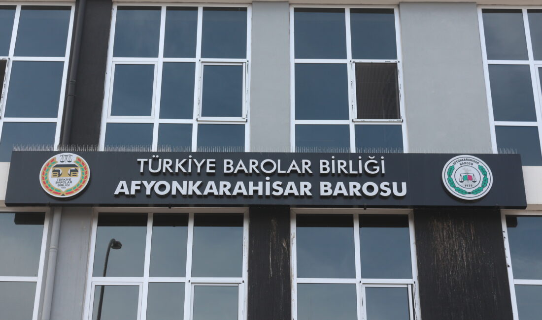 Aralarında Afyon’un da yer aldığı 76 baro, halen tutuklu yargılanan