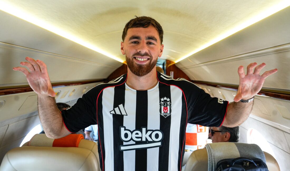 Beşiktaş, yaz transfer döneminde 12 futbolcuyu kadrosuna katarken, 25 oyuncuyla