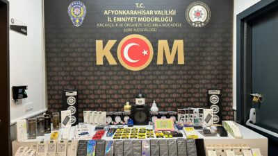 Afyonkarahisar İl Emniyet Müdürlüğüne bağlı ekipler, yabancı uyruklu bir şahsın,