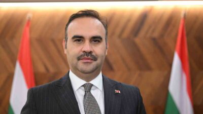 Bakan Kacır, TÜBİTAK eliyle yürüttükleri Uluslararası Lider Araştırmacılar ve Uluslararası