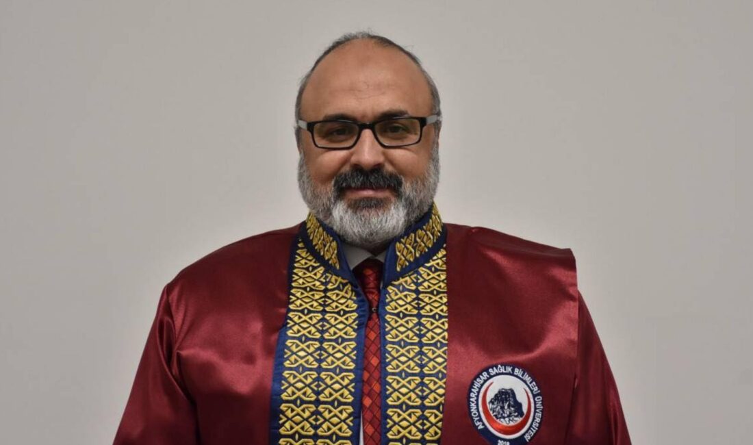 Afyonkarahisar Sağlık Bilimleri Üniversitesi (AFSÜ) Eczacılık Fakültesi Dekanı Prof. Dr.