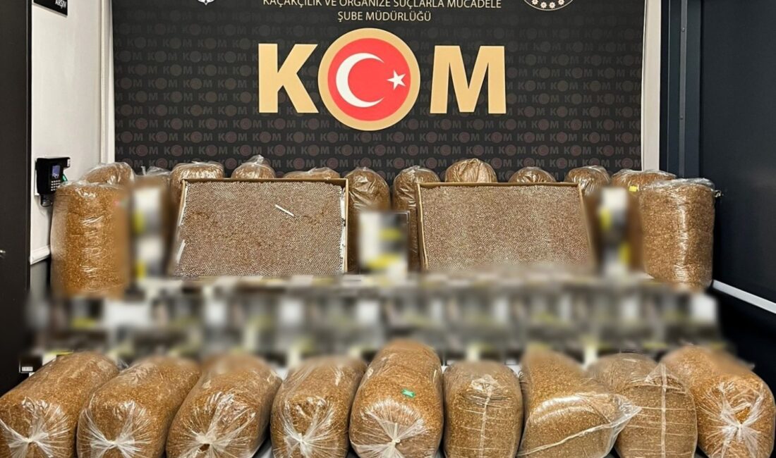 Afyonkarahisar’da emniyet ekipleri yaptıkları çalışmada çok sayıda ve miktarda kaçak