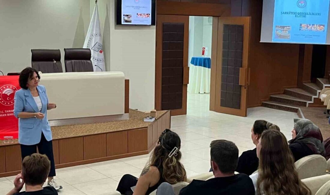 Eskişehir’de gıda güvenliğine yönelik bilinçlendirme çalışmaları kapsamında şarküteri çalışanlarına yönelik