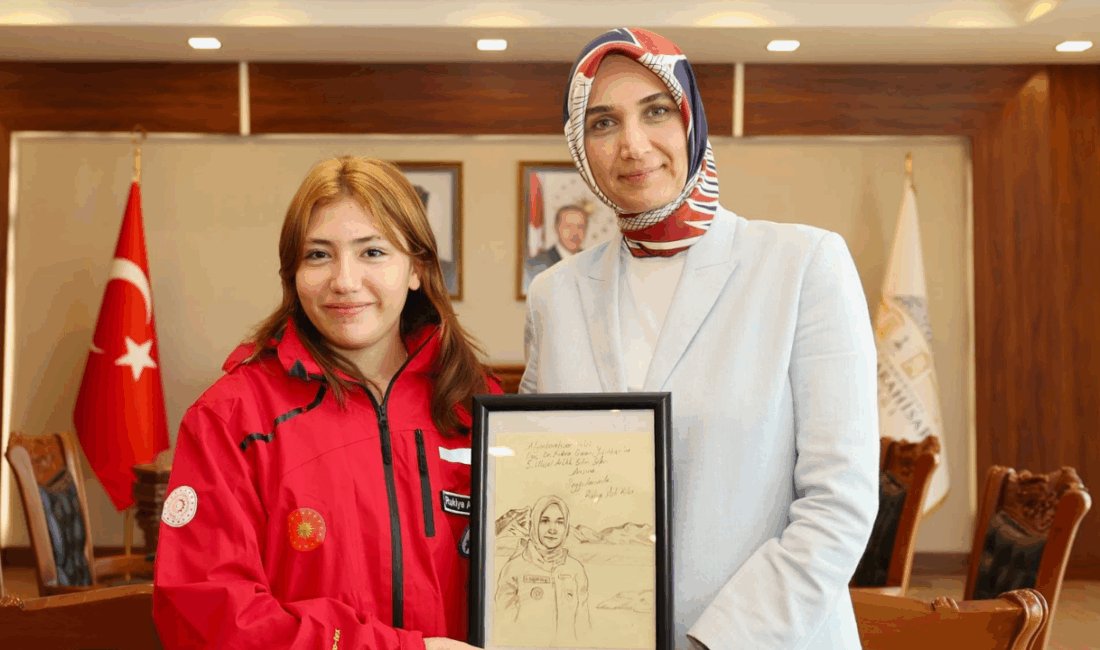 Afyonkarahisar Valisi Doç. Dr. Kübra Güran Yiğitbaşı, Dumlupınar Bilim ve