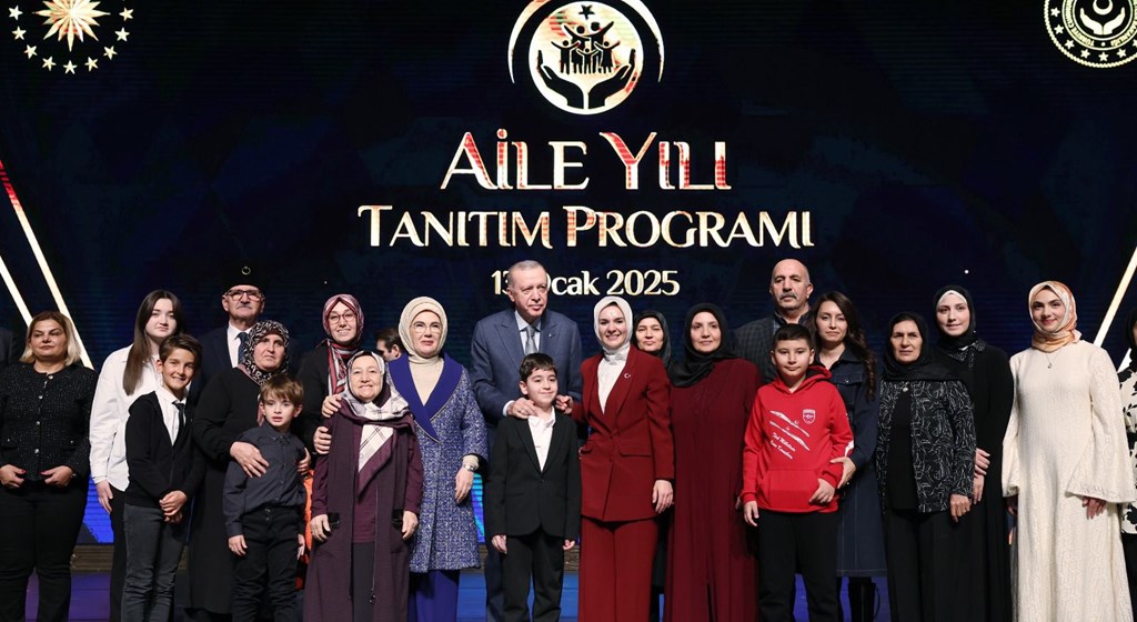 Cumhurbaşkanı Erdoğan, Aile Yılı kapsamında aileye verilen desteklerin devam ettiğini