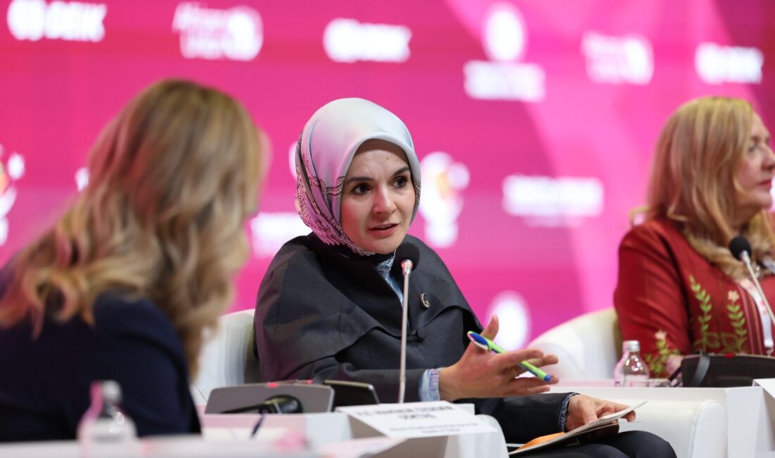 Kadın Liderliği ve Girişimcilik Diyaloğu Paneli'nde konuşan Bakan Göktaş, Türkiye'de