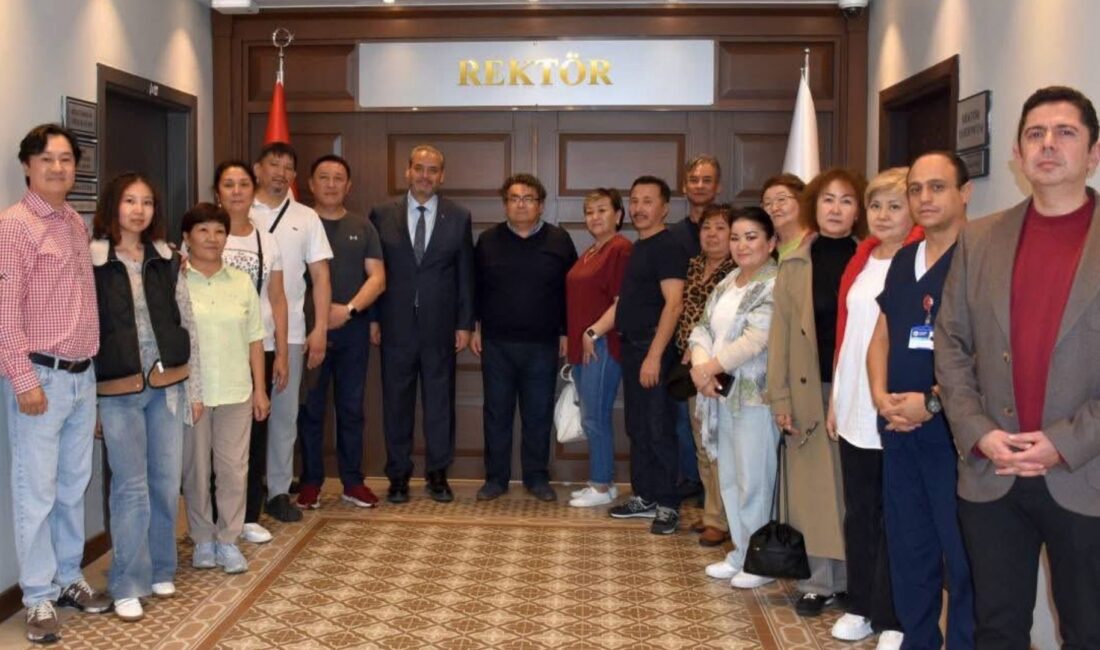 Kazakistan’dan gelen sağlık turizmi temsilcileri, Türkiye ile sağlık turizmi alanındaki