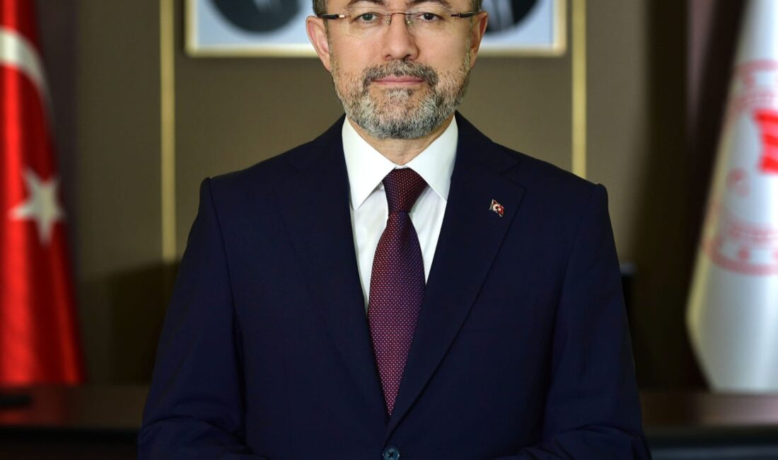 Tarım ve Orman Bakanı İbrahim Yumaklı, zirai dondan etkilenen, tarım