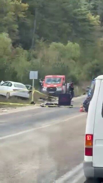Bursa’da Orhaneli yolu üzerinde meydana gelen trafik kazasında otomobil ile