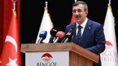 Sumud Filosunun çabalarını yürekten selamladığını belirten Cumhurbaşkanı Yardımcısı Cevdet Yılmaz,