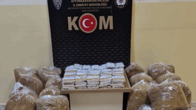 Afyonkarahisar İl Emniyet Müdürlüğü görevlileri, Kaçakçılık faaliyetlerinin önlenmesine ve tespitine
