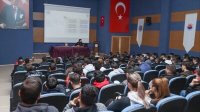 Sinop’ta yürütülen “Gençlik ve Güvenli Gelecek Projesi” kapsamında öğrencilere yönelik