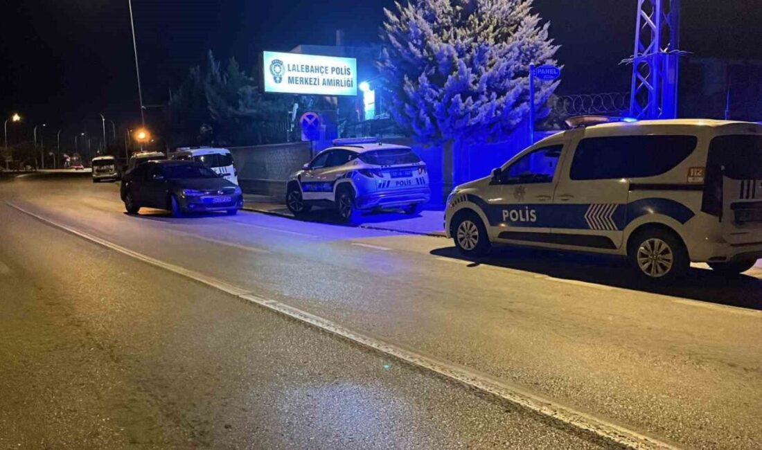 Konya’da aralarında husumet bulunan şahıs tarafından sırtından bıçaklanan genç hayatını