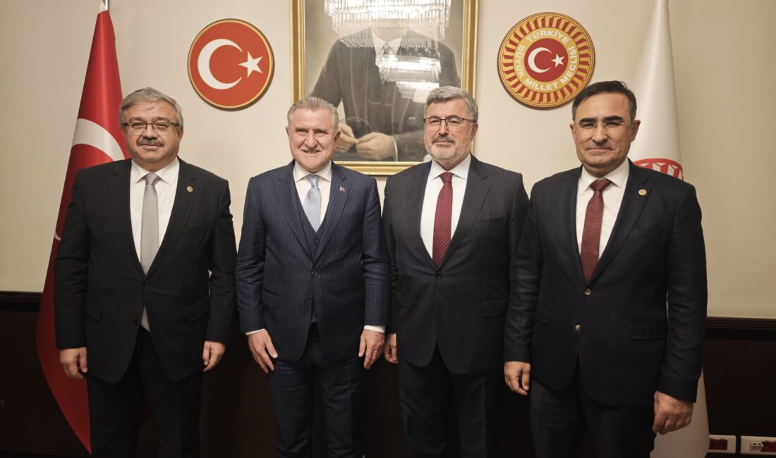 AK Parti heyetinden Bakan Bak’a ziyaret AK Parti Afyonkarahisar Milletvekili İbrahim Yurdunuseven, Ali Özkaya ve Hasan