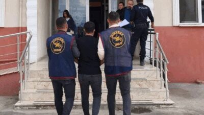 Afyonkarahisar İl Jandarma Komutanlığı JASAT timleri tarafından aranan şahısların tespiti