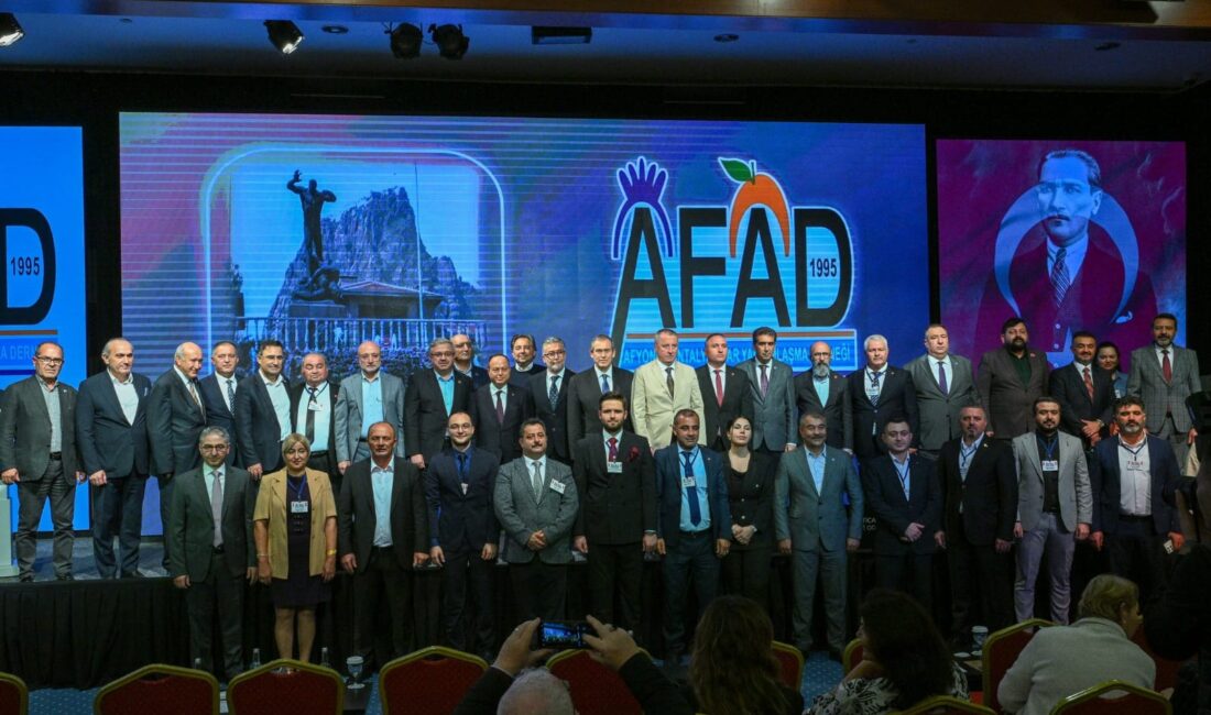 Afyonkarahisar ve Antalya'nın ticaret ve sanayi temsilcileri, iki ilin ekonomik