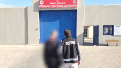 Afyonkarahisar İl Emniyet Müdürlüğü görevlileri, aranan şahısların tespiti ve yakalanmasına